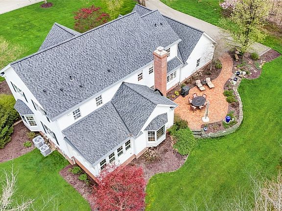 3rd image of 505 Manor Brook Dr