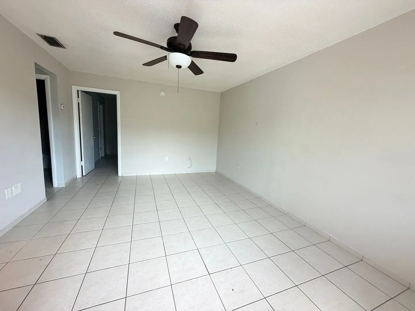Pines Condo — Photo 4