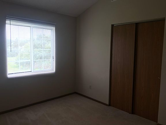 4th image of 2438 Cochrane Cir