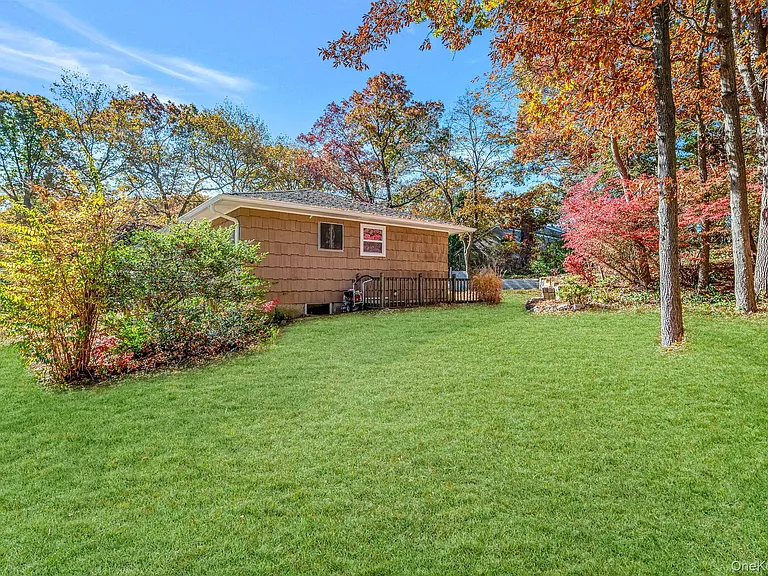 23 Princeton Dr — Photo 10