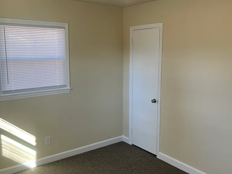 4947 Trinity Blvd — Photo 7