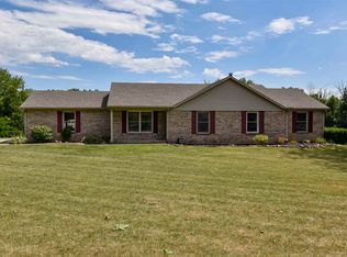 185 Glen Dee Ln, Roanoke, IN 46783