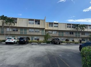 9500 SW 3rd St #102, Boca Raton, FL 33428