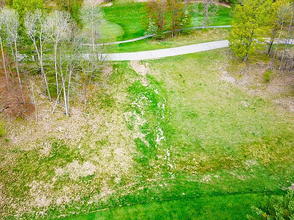 2nd image of 9332 Stonebridge Dr #7