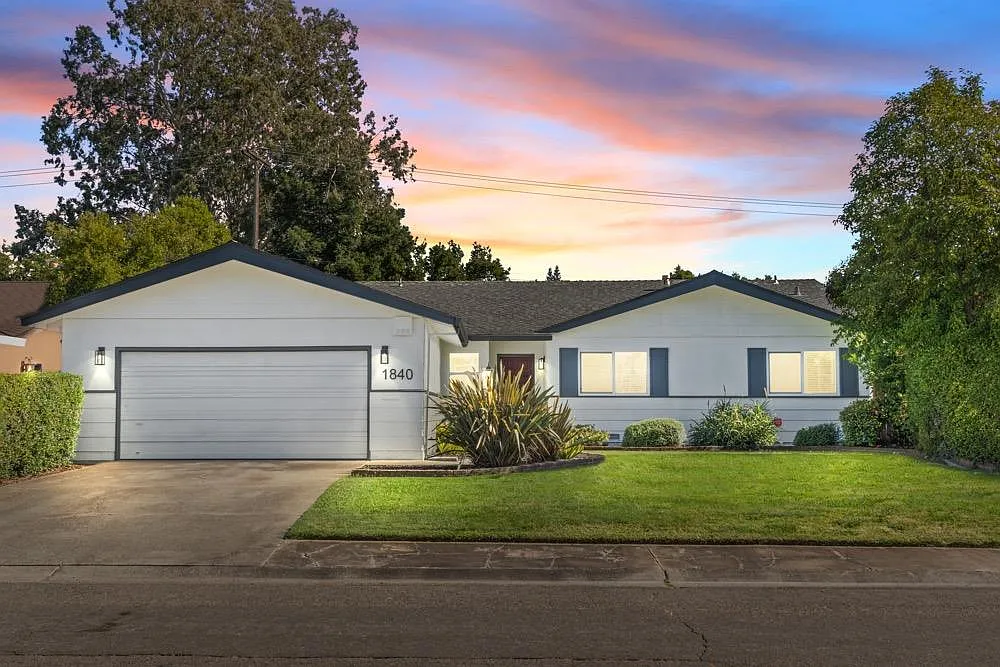 1840 Maryal Dr photo 1