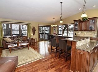 5240 Pike Rd, Mound, MN 55364