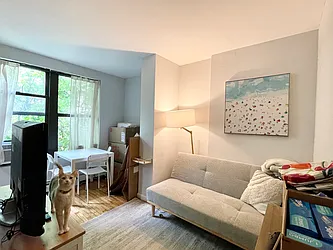 Rented by Living New York