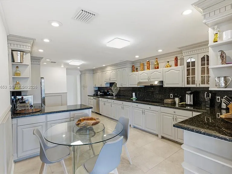 1249 Biscaya Dr — Photo 20