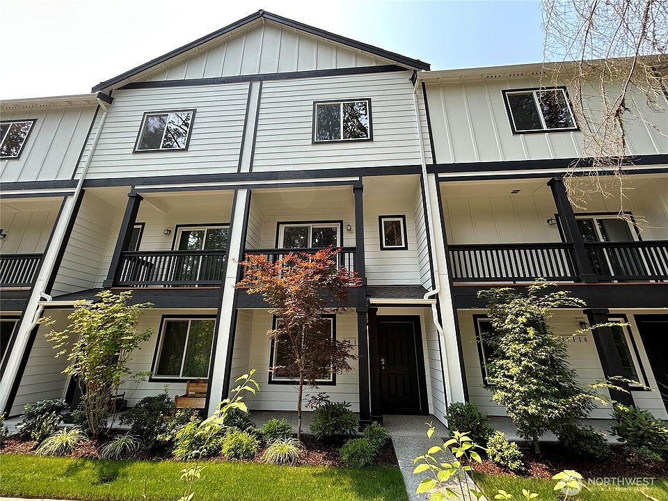 1st image of 34124 Emerald Ridge Avenue SE