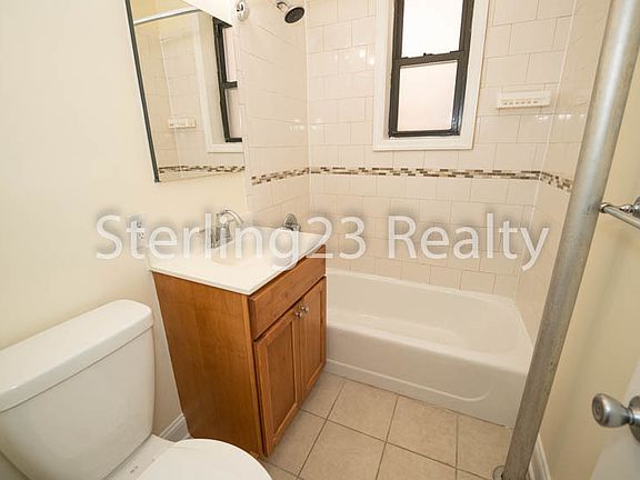 4th image of 4544 42nd St APT 1