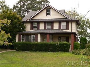 28 New St, Eastchester, NY 10709
