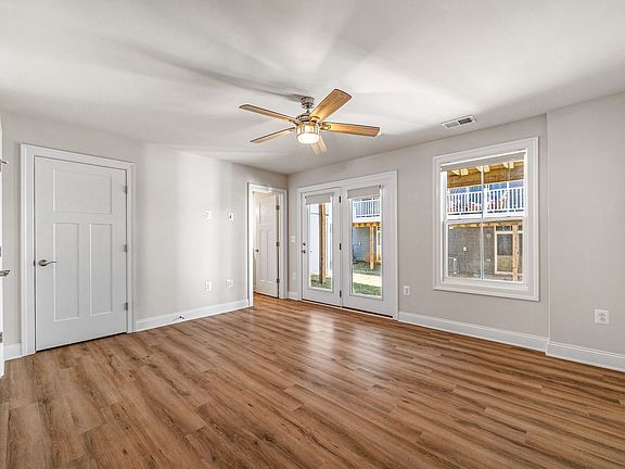 5th image of 3408 Montague St