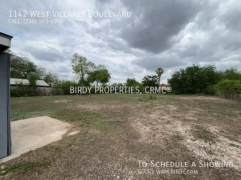 1142 W Villaret Blvd — Photo 30