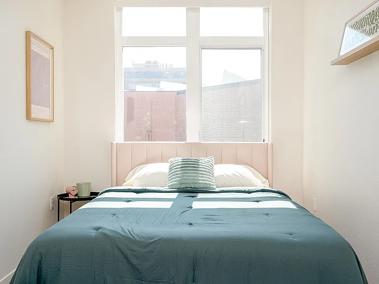 Fully Furnished One-Bedroom, One-Bathroom Floor Plan