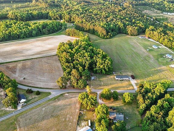 2nd image of 160 Johnston County Rd