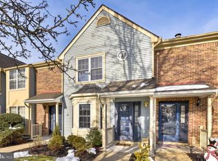 24 Hopkinson Ct, Hightstown, NJ 08520