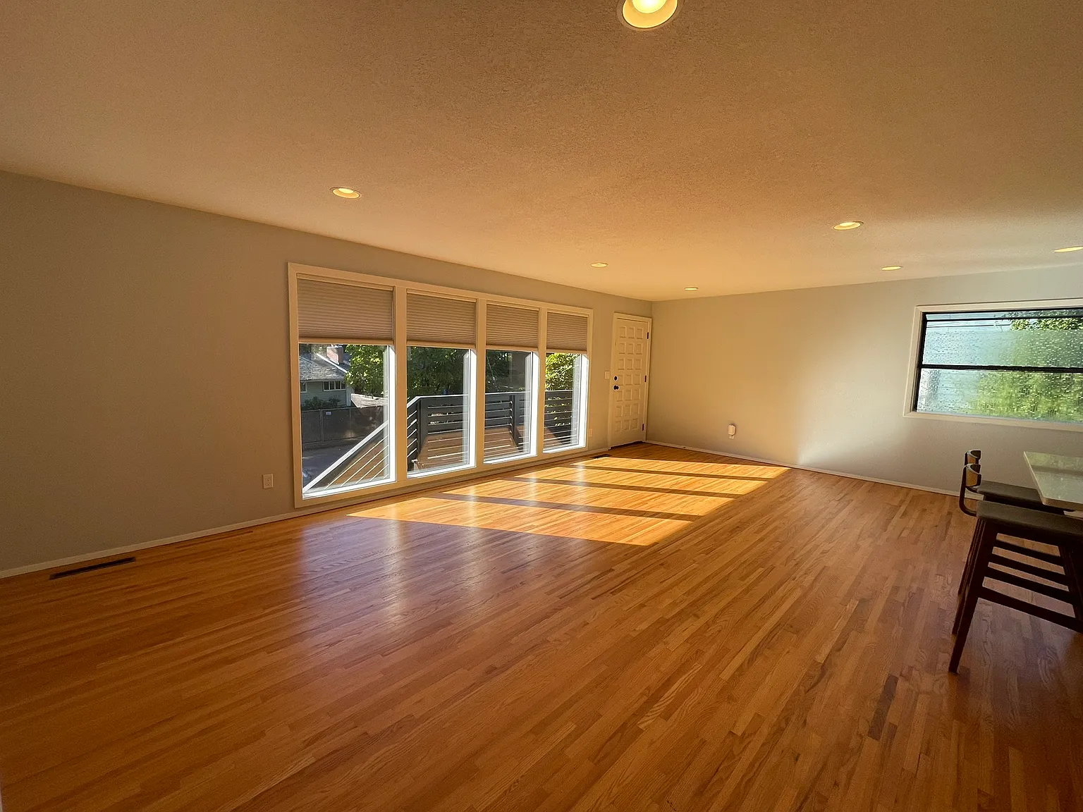 3 bed, 2.5 bath, 1710 sqft, $2,795 — Photo 2