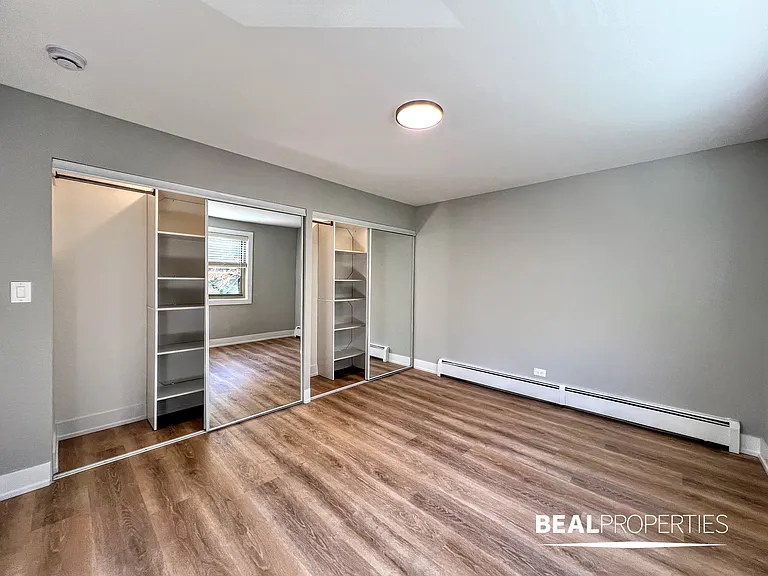 452 W Oakdale — Photo 29