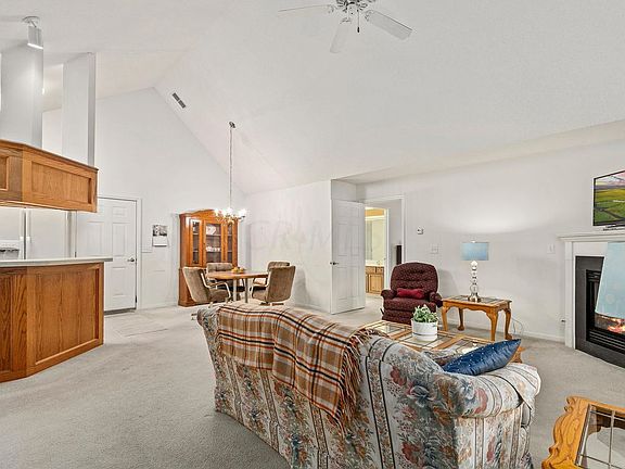 5th image of 6627 Henschen Cir