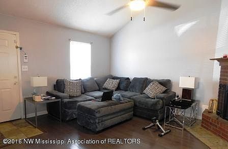 3rd image of 2770 Brachton Cv W