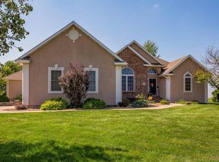 2456 Woodland Dr, Sedalia, MO 65301