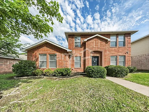 1528 Englewood Dr Photo 1
