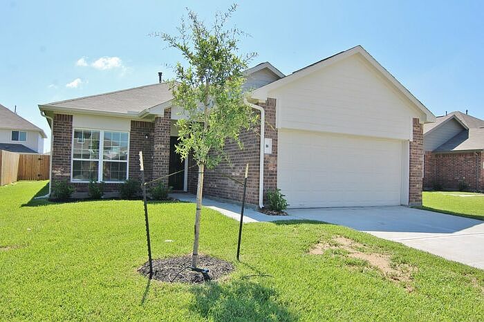 2nd image of 8 Catalina Ct