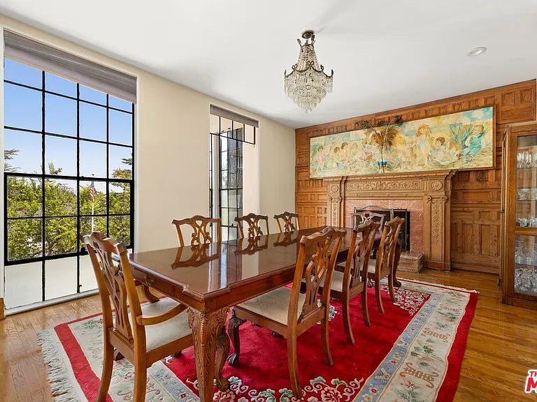 333 Dalehurst Ave — Photo 4
