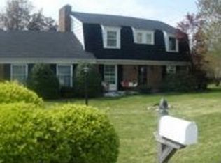 204 Lexington Pl, Uniontown, PA 15401