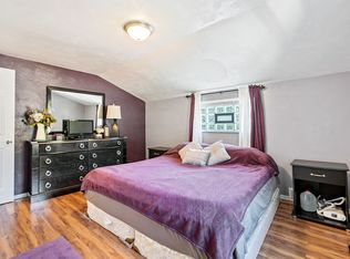 1513 Sugarloaf Dr, Pittsburgh, PA 15239