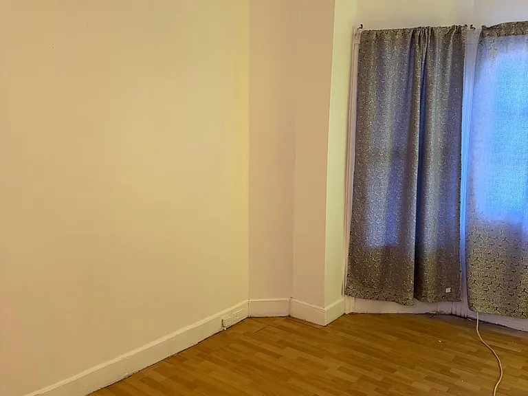 130 Montclair Ave #1 — Photo 4