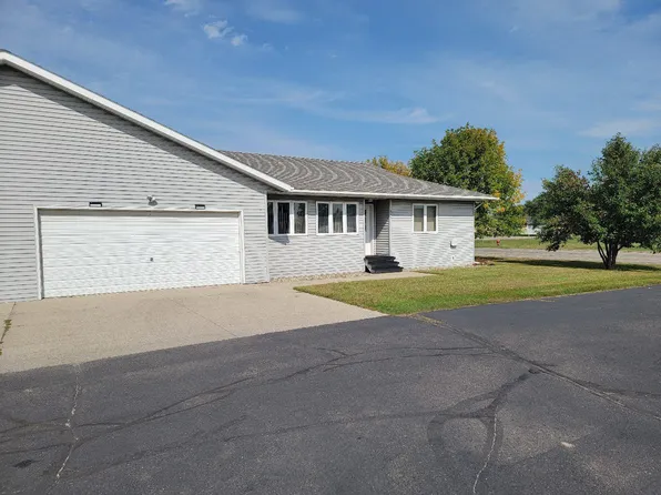 815 6th Ave NE, Perham, MN 56573