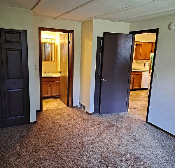1445 W 16th St #2 — Photo 9