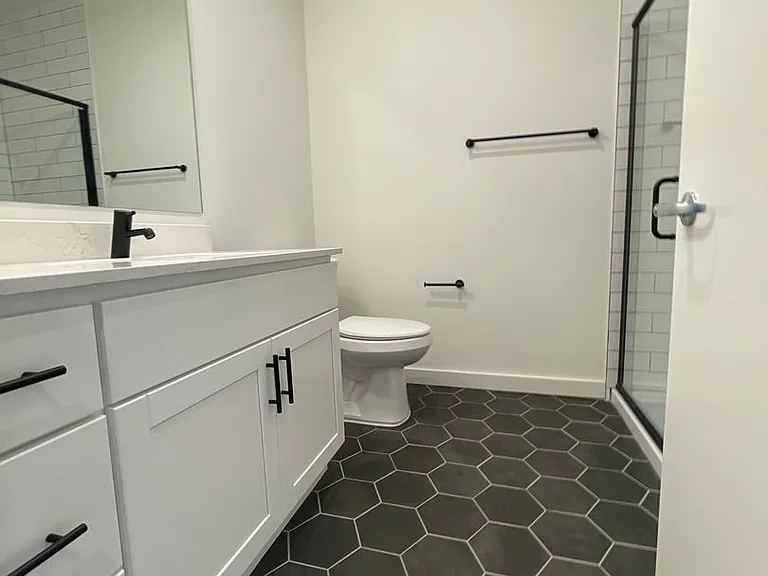 103 E 3rd St. - The Hayden — Photo 22