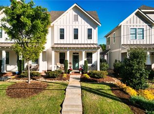 27 Center St, Travelers Rest, SC 29690