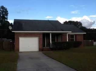 629 Torhunta Dr, Hope Mills, NC 28348