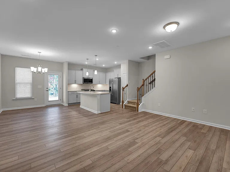 1017 Badlands St — Photo 6