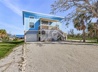 2740 Olive St, Saint James City, FL 33956