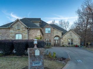 2402 Shadow Creek Cir, Longview, TX 75605