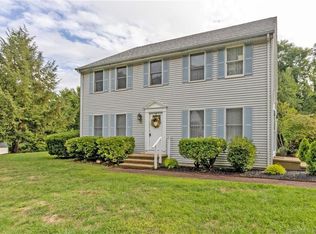 152 Summer St #152, Portland, CT 06480