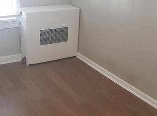 445 Rhawn St, Philadelphia, PA 19111