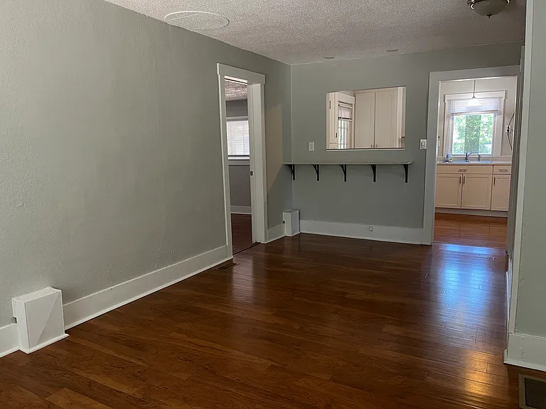 3020 Illinois Ave — Photo 14