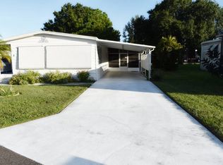 9 Green Haven Ln E, Dundee, FL 33838