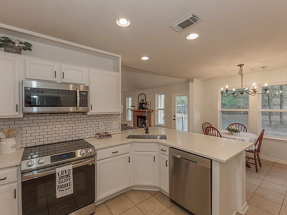 5th image of 4217 Kellywood Dr