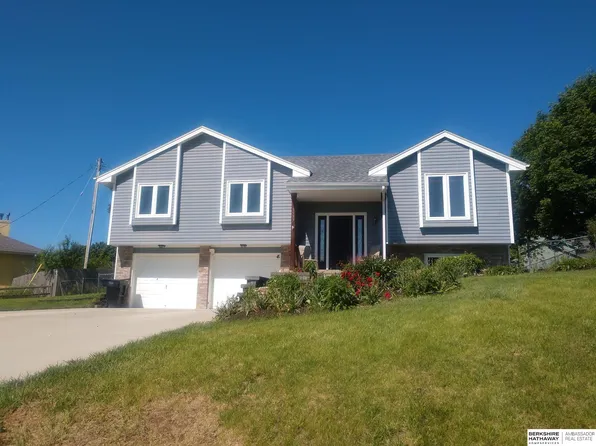 1533 Trumball Ter, Plattsmouth, NE 68048