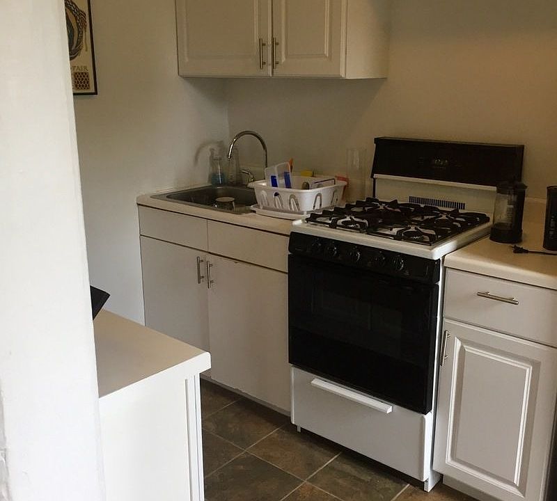 2nd image of 119 7th Ave APT 4R