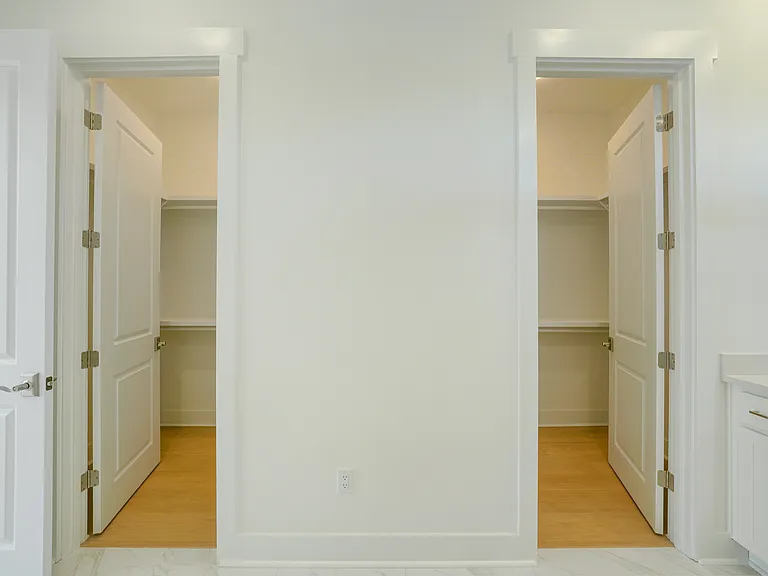 1615 Pathways Dr — Photo 27