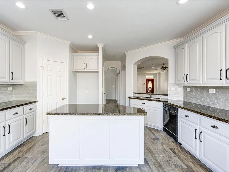 4340 Lake Walk Ct — Photo 15