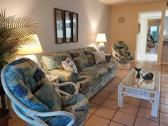 3rd image of 510 Gulf Shore Dr Unit 312