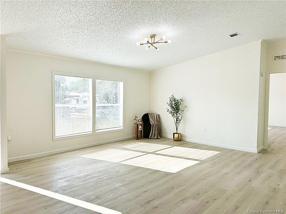 5th image of 7629 Mackerel Dr